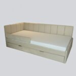 beżowe łóżko tapicerowane 2